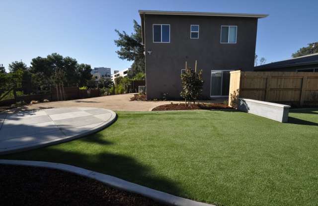 4BD/2BA, Great Yard! photos photos
