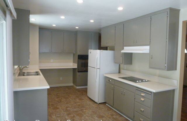 1278 Tylee St - 1278 Tylee Street, Vista, CA 92083