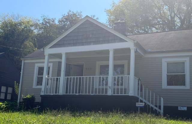 952 Estes Drive SW Gallery 2