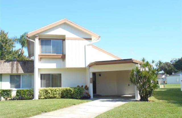 2617 BARKSDALE COURT - 2617 Barksdale Court, Clearwater, FL 33761