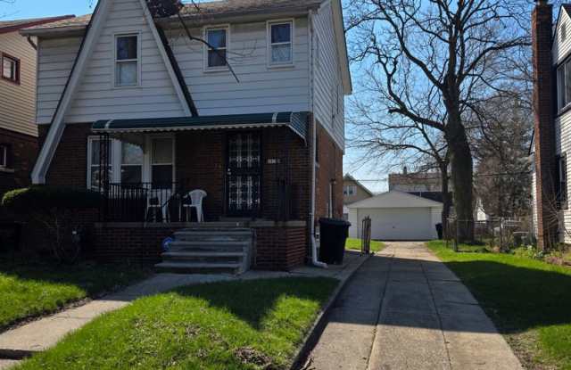 Gorgeous 3 BED 1 BATH - 1,200 Available Now!!! photos photos