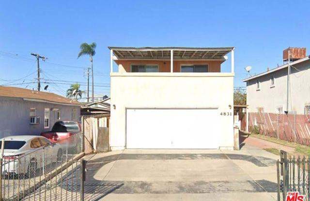 4831 Grape Street photos photos