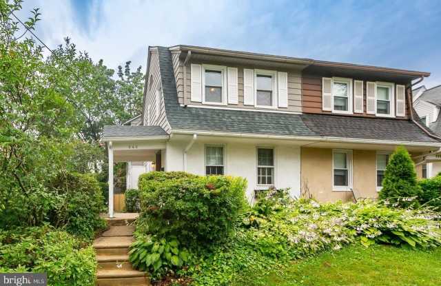 240 HENLEY ROAD photos photos
