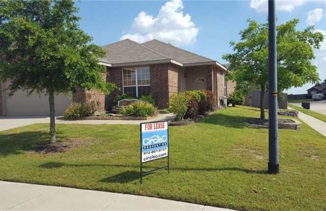 1618 Totem Pole Way - 1618 Totem Pole Way, Krum, TX 76249