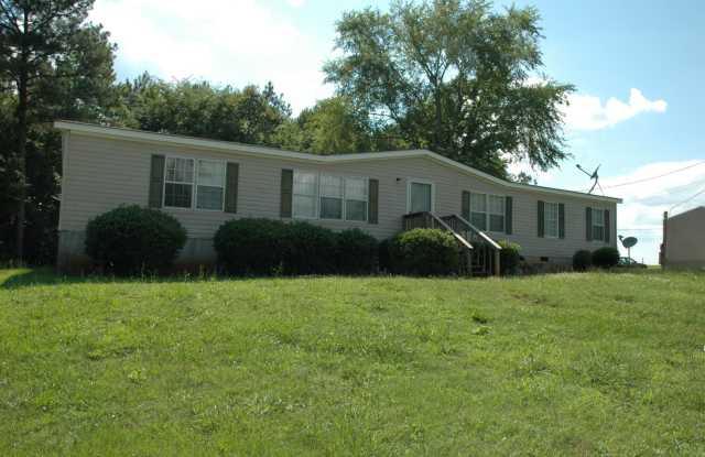 1451 Columbus Rd - 1451 Columbus Road, Valley, AL 36854 1451 Columbus Rd - 1451 Columbus Road, Valley, AL 36854