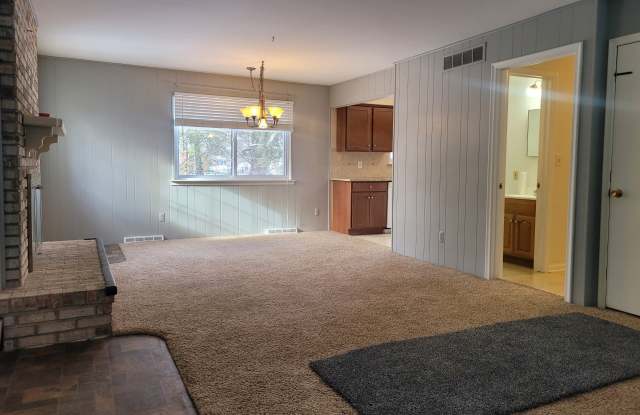 1977 Meadow Ridge Dr Gallery 3