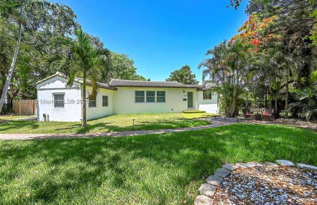 15 NE 95th St - 15 Northeast 95th Street, Miami Shores, FL 33138 15 NE 95th St - 15 Northeast 95th Street, Miami Shores, FL 33138