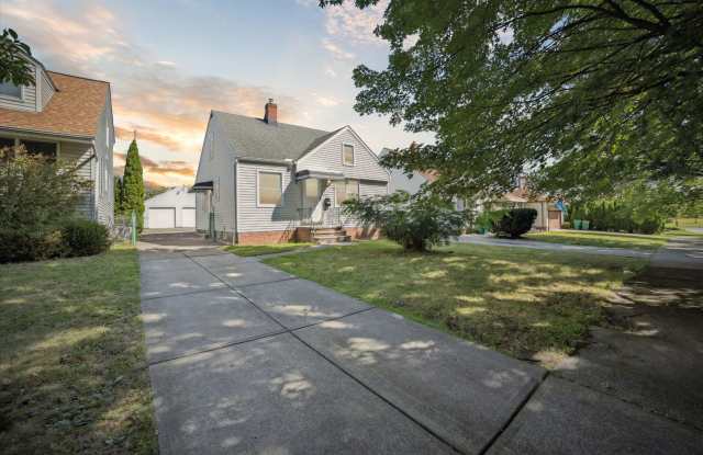 15705 FERNWAY DR photos photos