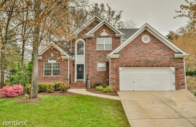 21434 Crown Lake Dr - 21434 Crown Lake Drive, Cornelius, NC 28031