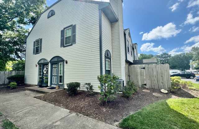 Ready 03-02-26! 2 Generous Primary Suites w/Private Baths! Community Pool - Pet Friendly - ALL Appliances Convey! photos photos