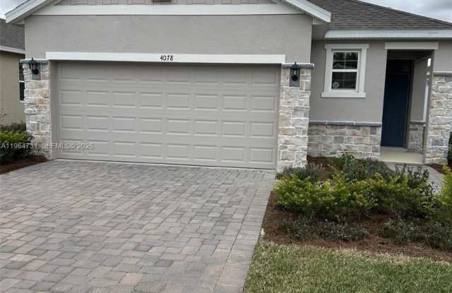 4078 NW 44 CIR photos photos