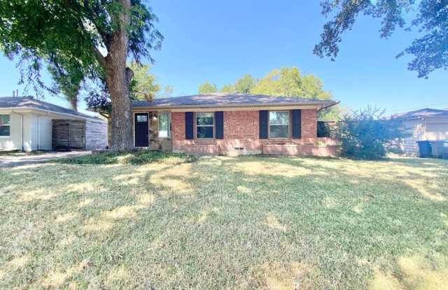 6669 Highgate Ln - 6669 Highgate Lane, Dallas, TX 75214
