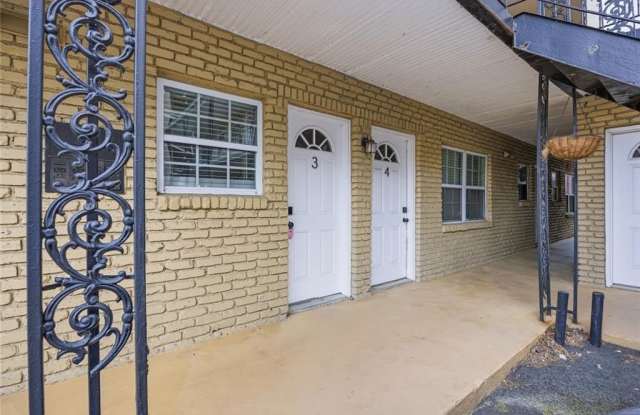 21 Delmont Drive NE Gallery 3