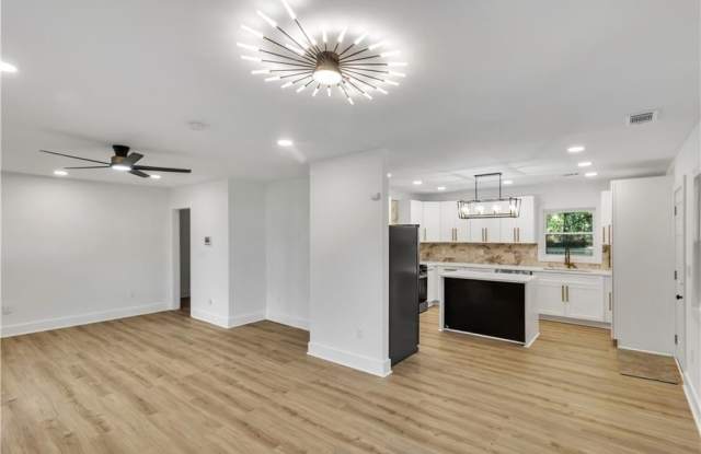 2358 Tilson Road photos photos