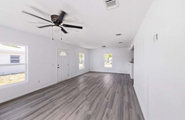 146 DARSON MARIE DR Gallery 3