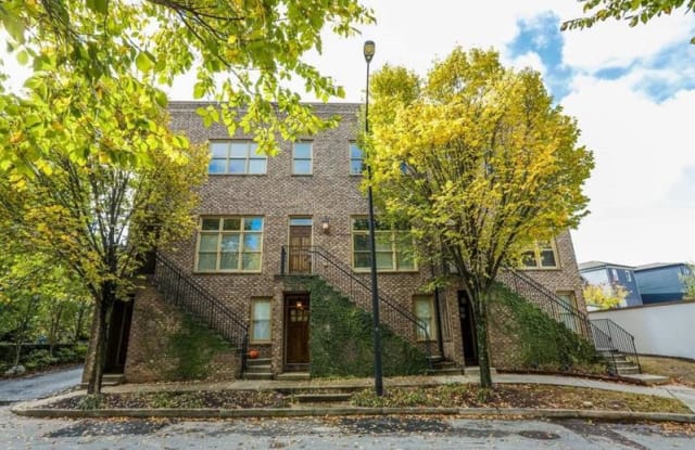 949 N Ormewood Park Drive SE - 949 North Ormewood Park Drive Southeast, Atlanta, GA 30316