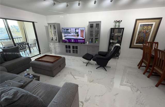 7290 Kinghurst Dr photos photos