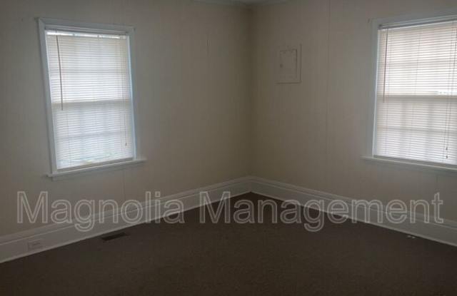 1802 Colonial Ave Gallery 3