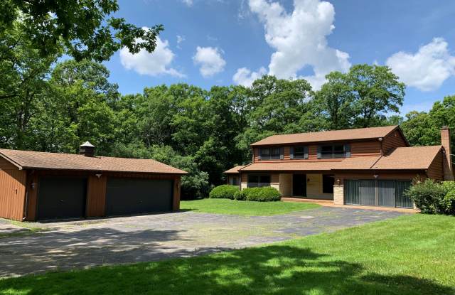 24500 N Elm Rd - 24500 North Elm Road, Lake County, IL 60069 24500 N Elm Rd - 24500 North Elm Road, Lake County, IL 60069