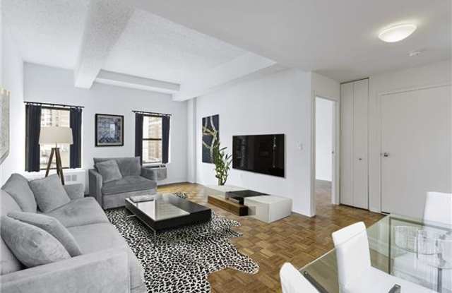635 West 42nd Street photos photos