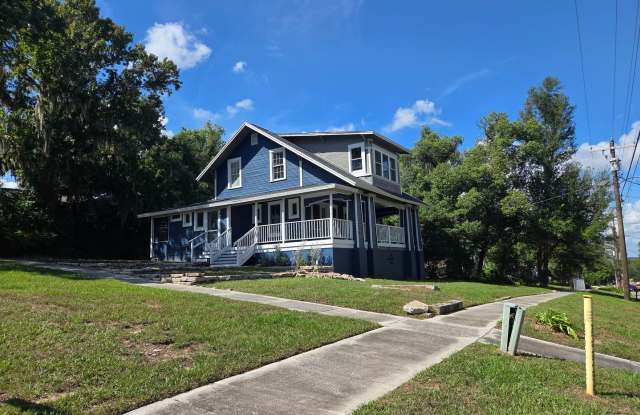 Move in Ready Historic Home in Downtown Clermont photos photos