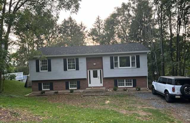 Charming Remodeled Single Home in Lemont, PA - 820 Thompson Street, Lemont, PA 16851