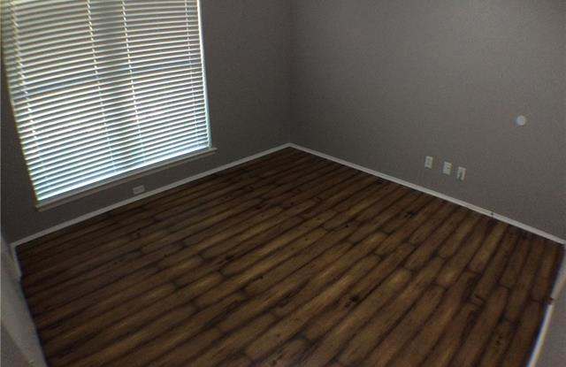 1603 Lieschen Court Gallery 4
