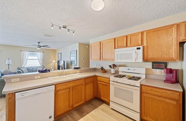 8221 SE 169TH PALOWNIA Loop Gallery 2
