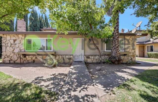 2941 Norcade Circle Gallery 2