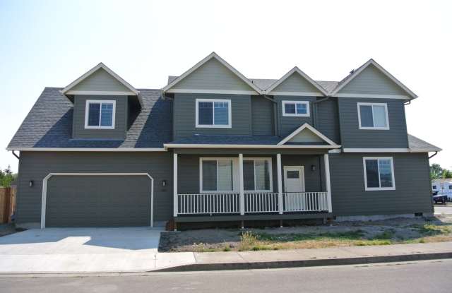 November Rent FREE ~ Spread Out and Live Large in this Luxurious Duplex! - 2604 Newton Street, Philomath, OR 97370 November Rent FREE ~ Spread Out and Live Large in this Luxurious Duplex! - 2604 Newton Street, Philomath, OR 97370