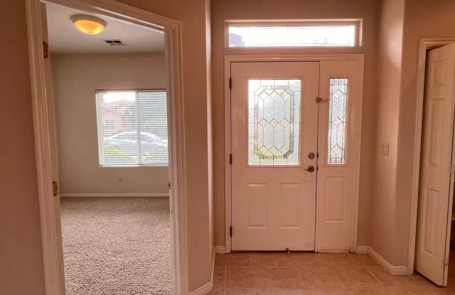 Sky Ridge Pearl Gallery 3