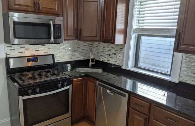 716 Reba Place photos photos