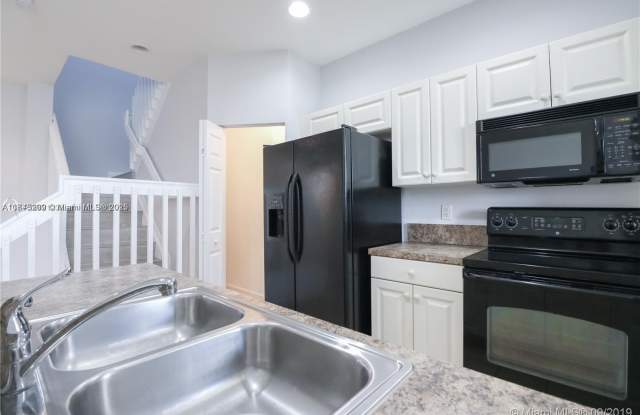 2041 Nassau Dr photos photos