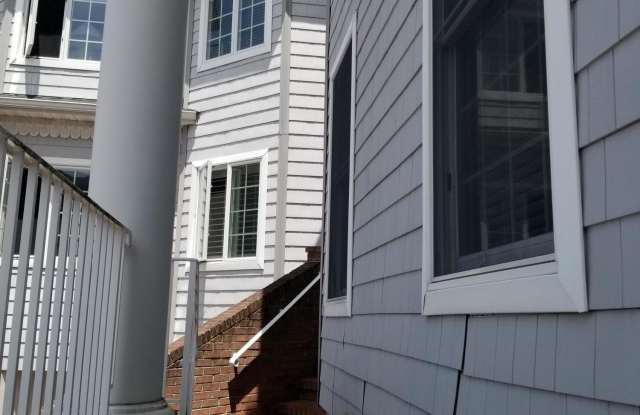16 Mariners Bend Gallery 3