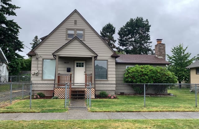 4824 S K ST - 4824 South K Street, Tacoma, WA 98408