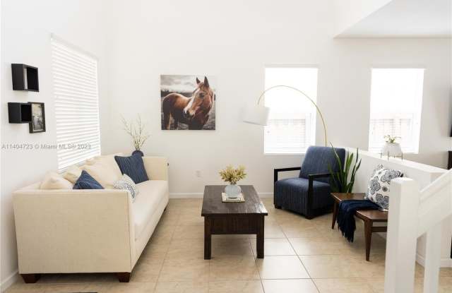 11648 SW 246th Ter Gallery 3