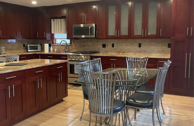 170 Linden Street photos photos