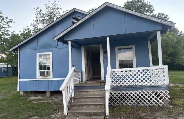 1105 Mize Street photos photos