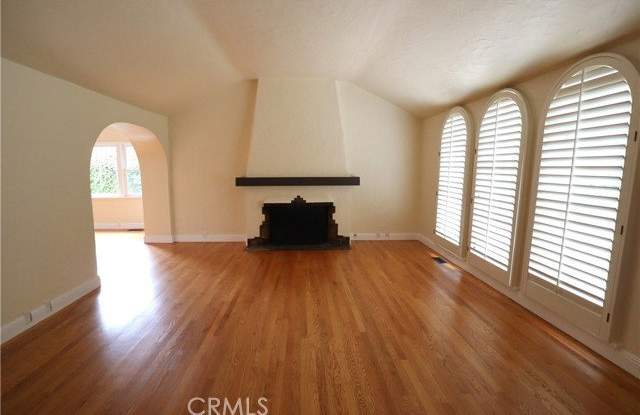 270 South Parkwood Avenue Gallery 3