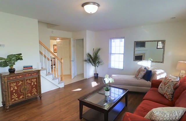 17 Westmoreland Ln - 17 Westmoreland Lane, Fishersville, VA 22939