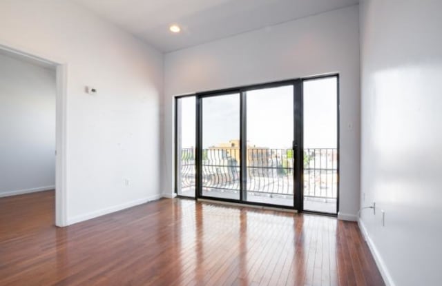 1086 Broadway - 1086 Broadway, Brooklyn, NY 11221