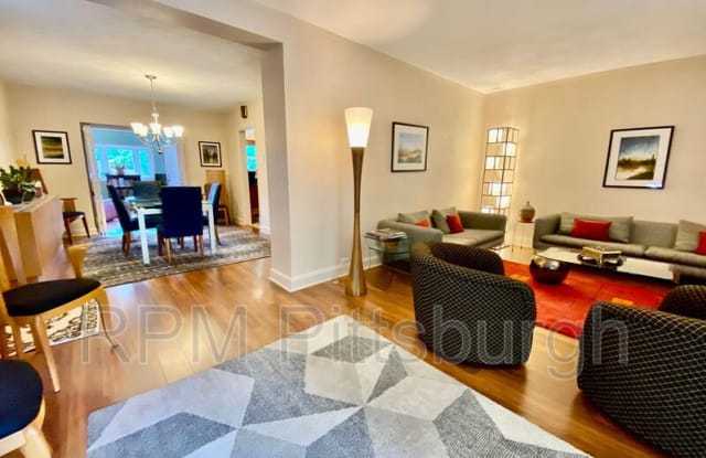 5462 Pocusset St photos photos