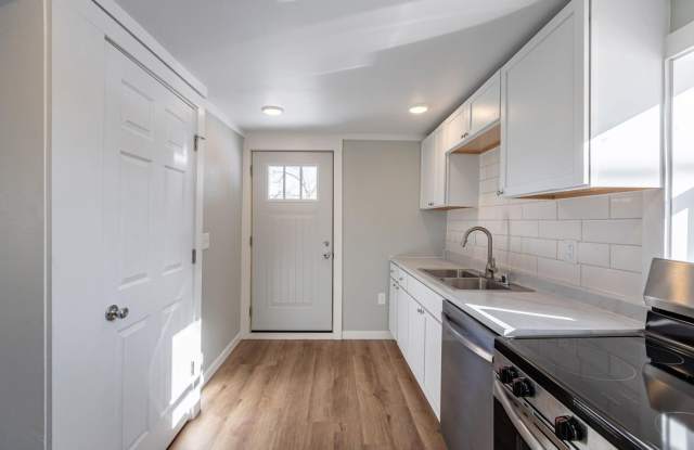 Remodeled house right by Gundersen/Emplify! photos photos