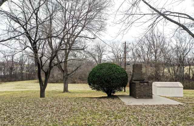 Single family home for rent close to hospital and I-29 photos photos