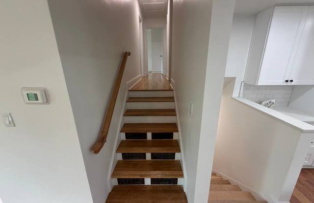 8224 Carrolwood Drive Gallery 4