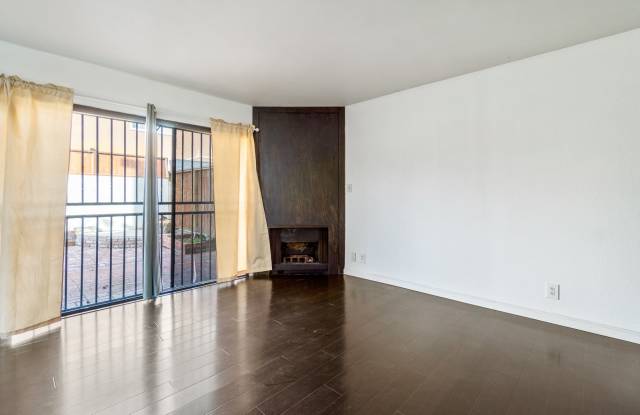 7895 West Cerritos Avenue Gallery 4