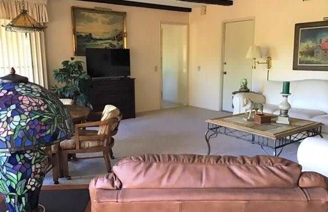 10320 W DESERT ROCK Drive Gallery 2