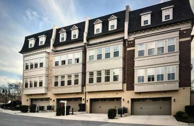 603 OVERLOOK PARK DRIVE Gallery 2