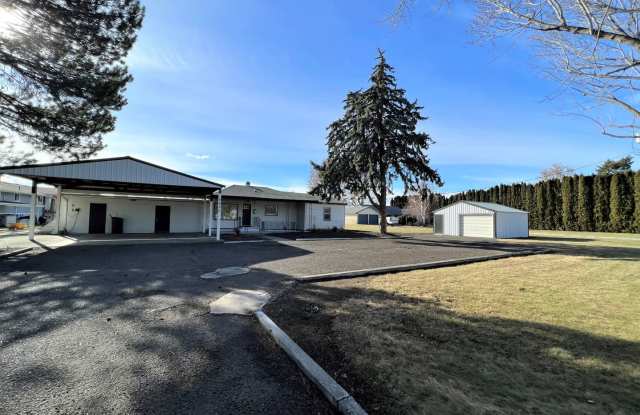 Newly Remodeled Home With River View! - 9820 West Court Street, Pasco, WA 99301 Newly Remodeled Home With River View! - 9820 West Court Street, Pasco, WA 99301