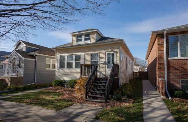 2238 North 73rd Avenue - 2238 North 73rd Avenue, Elmwood Park, IL 60707